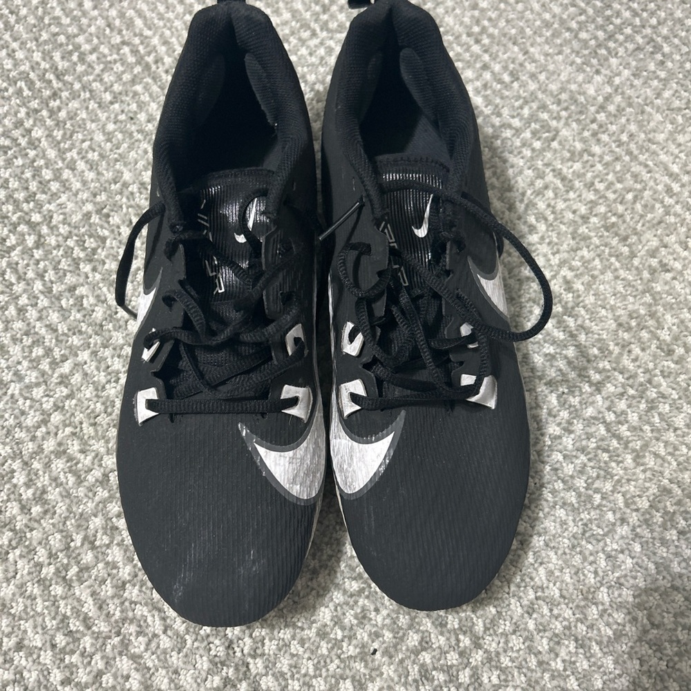 Nike Black and White Sports Cleats